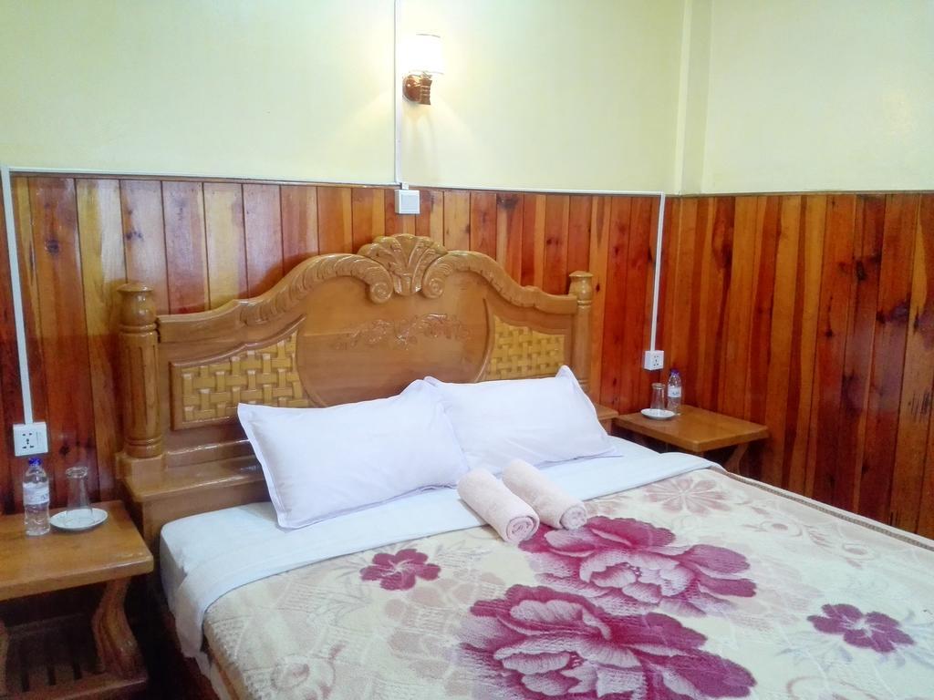 Bright Hotel Nyaung Shwe Pokój zdjęcie
